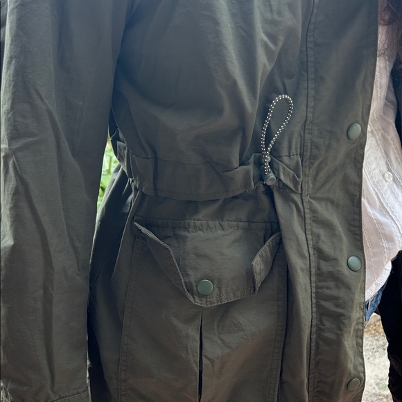 Jcrew Women’s Perfect Lightweight jacket in olive Green - Picture 5 of 9